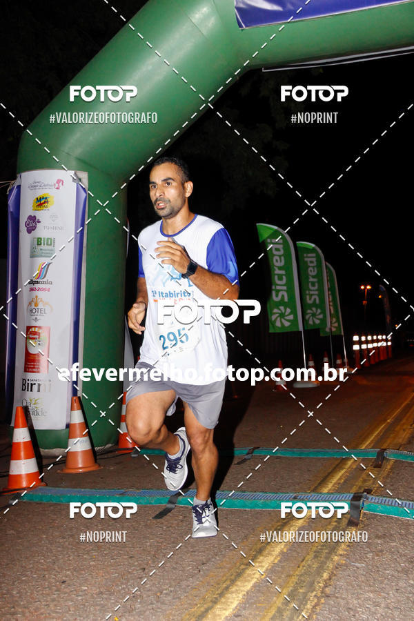Buy your photos of the eventItabirito Night Run on Fotop