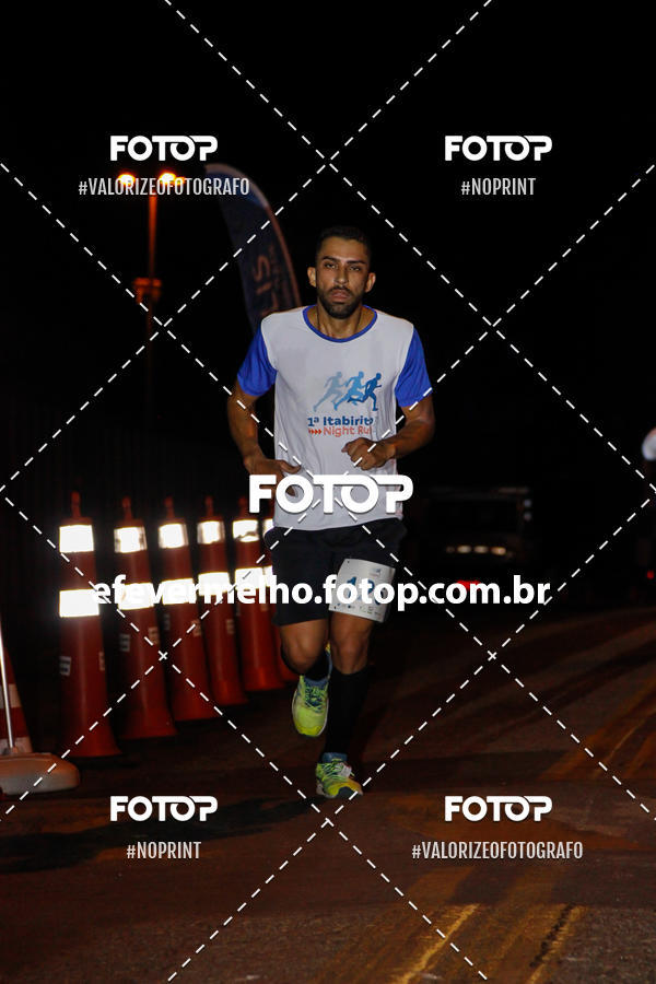 Buy your photos of the eventItabirito Night Run on Fotop