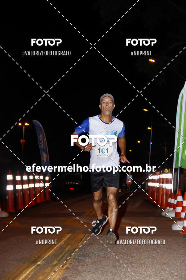 Buy your photos of the eventItabirito Night Run on Fotop