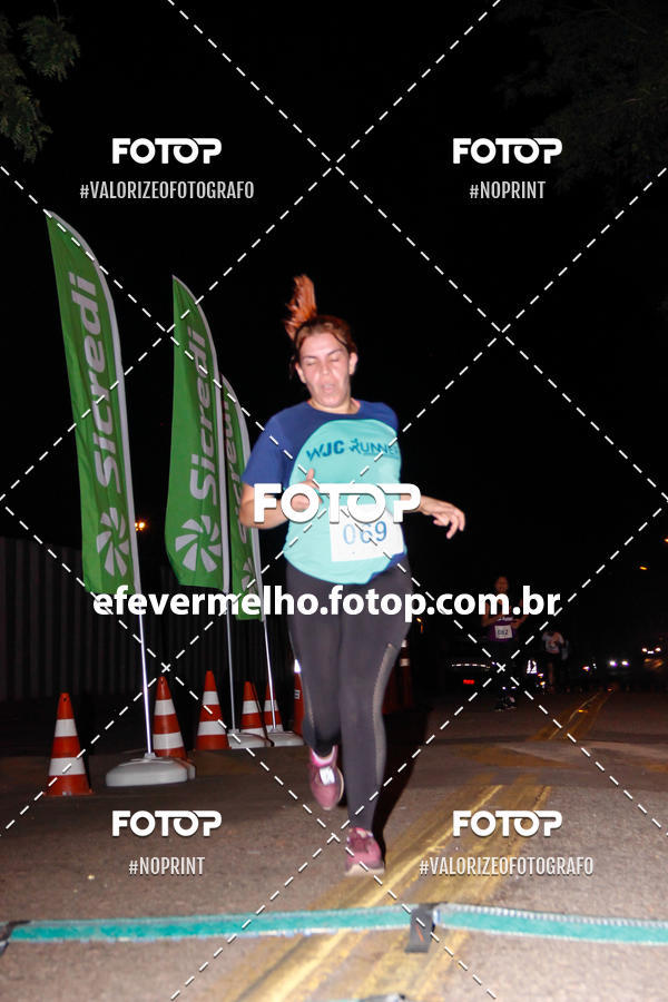 Buy your photos of the eventItabirito Night Run on Fotop