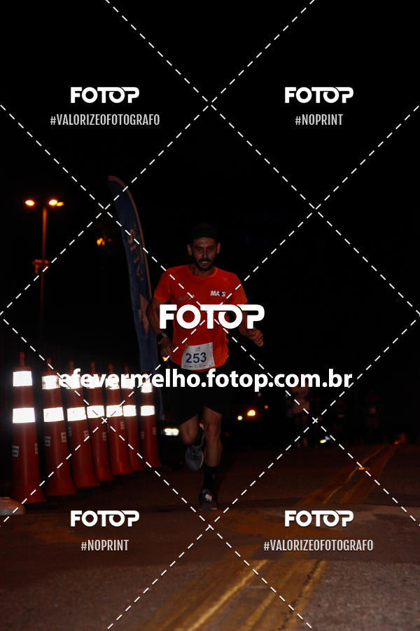 Buy your photos of the eventItabirito Night Run on Fotop
