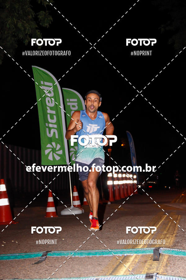 Buy your photos of the eventItabirito Night Run on Fotop