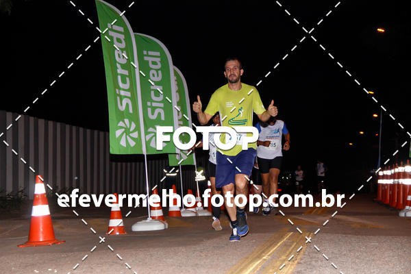 Buy your photos of the eventItabirito Night Run on Fotop