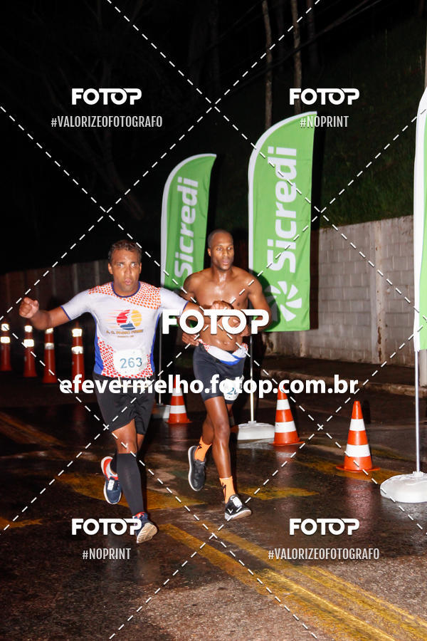 Buy your photos of the eventItabirito Night Run on Fotop
