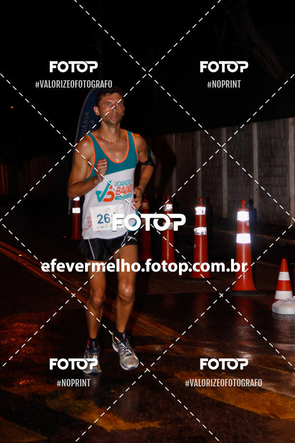 Buy your photos of the eventItabirito Night Run on Fotop