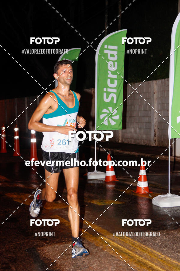 Buy your photos of the eventItabirito Night Run on Fotop