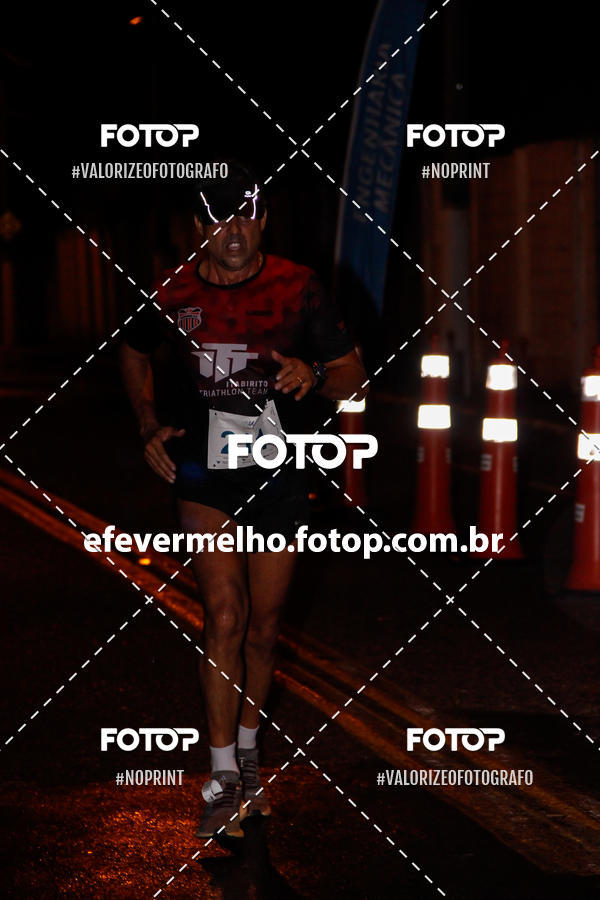 Buy your photos of the eventItabirito Night Run on Fotop