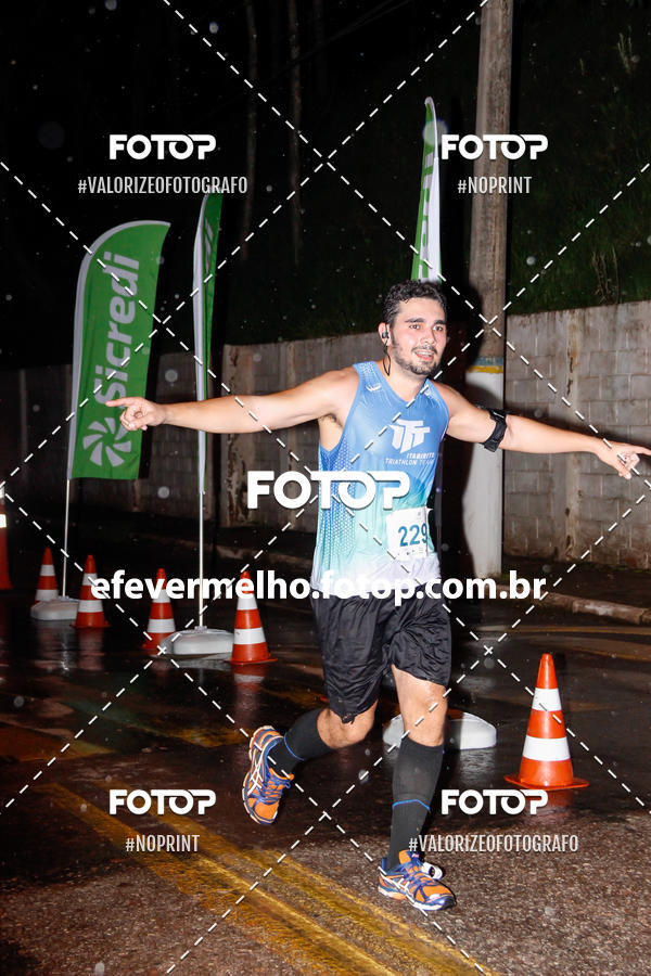 Buy your photos of the eventItabirito Night Run on Fotop