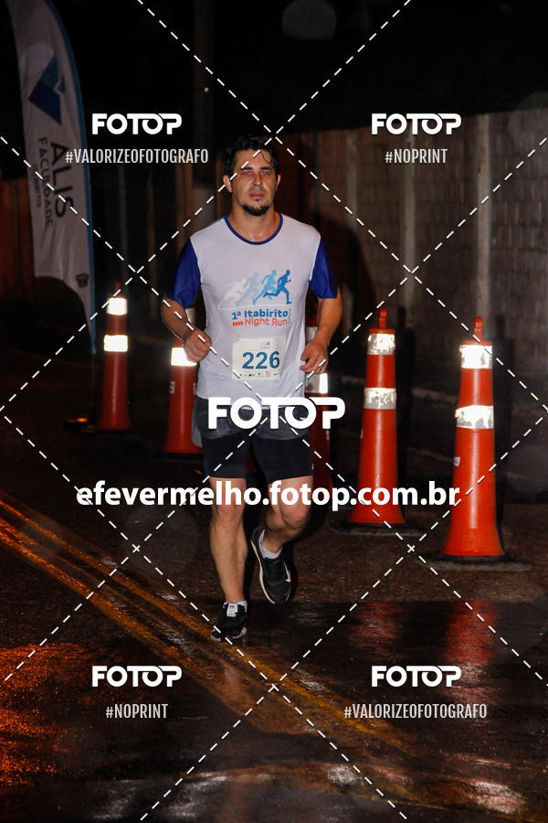 Buy your photos of the eventItabirito Night Run on Fotop