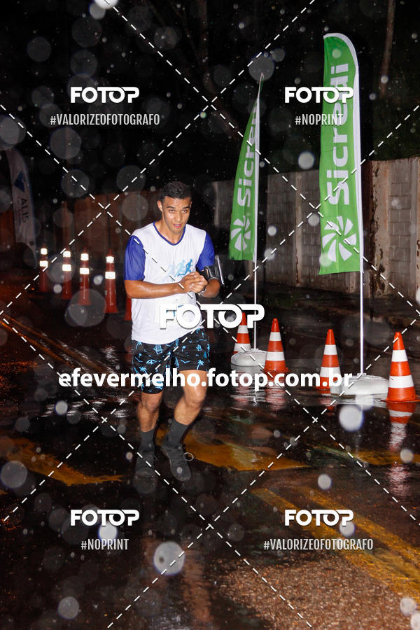 Buy your photos of the eventItabirito Night Run on Fotop