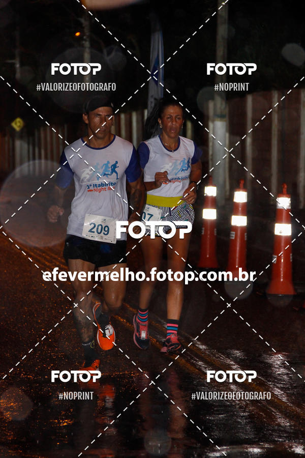 Buy your photos of the eventItabirito Night Run on Fotop