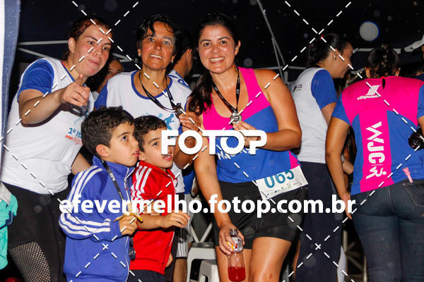 Buy your photos of the eventItabirito Night Run on Fotop