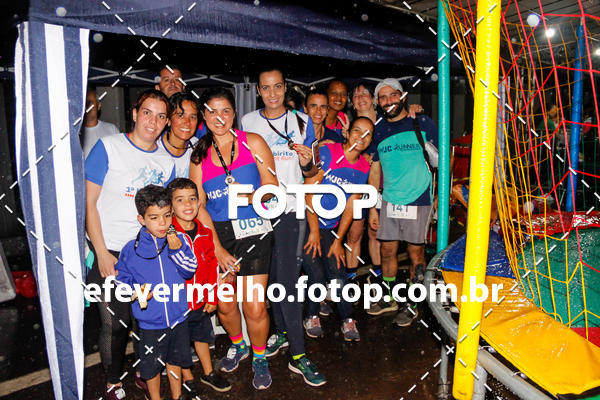 Buy your photos of the eventItabirito Night Run on Fotop