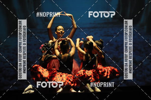 Buy your photos of the eventJardim Secreto - Espetaculo de Dana on Fotop