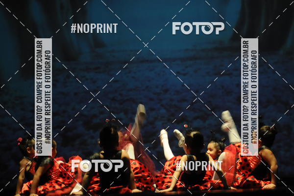 Buy your photos of the eventJardim Secreto - Espetaculo de Dana on Fotop