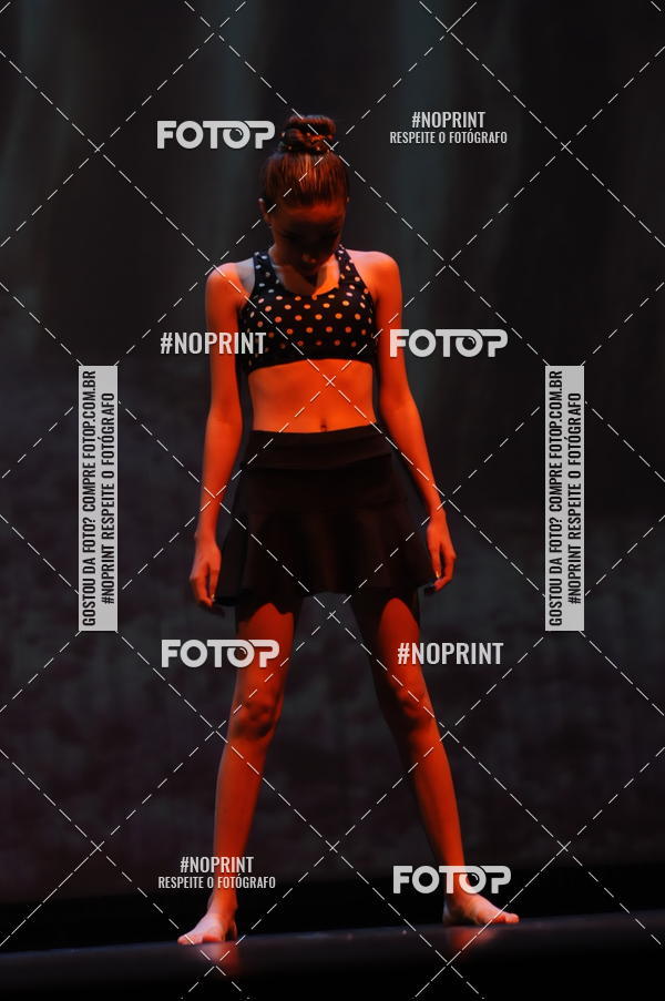 Buy your photos of the eventJardim Secreto - Espetaculo de Dana on Fotop