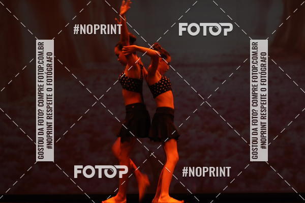 Buy your photos of the eventJardim Secreto - Espetaculo de Dana on Fotop