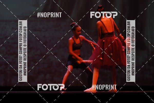 Buy your photos of the eventJardim Secreto - Espetaculo de Dana on Fotop