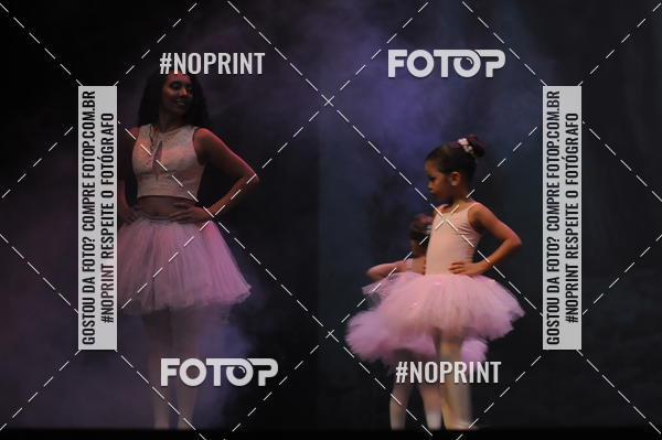 Buy your photos of the eventJardim Secreto - Espetaculo de Dana on Fotop