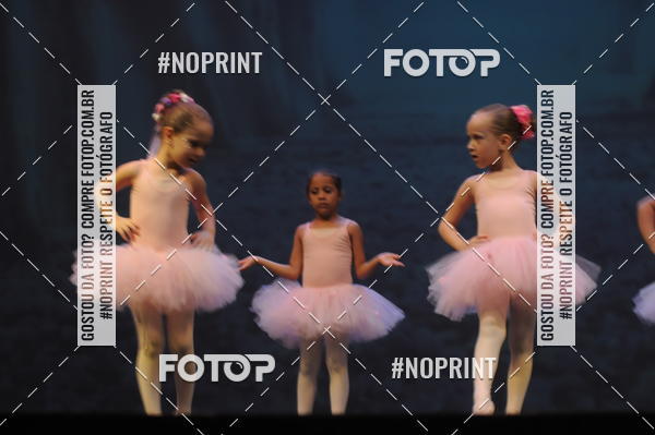 Buy your photos of the eventJardim Secreto - Espetaculo de Dana on Fotop