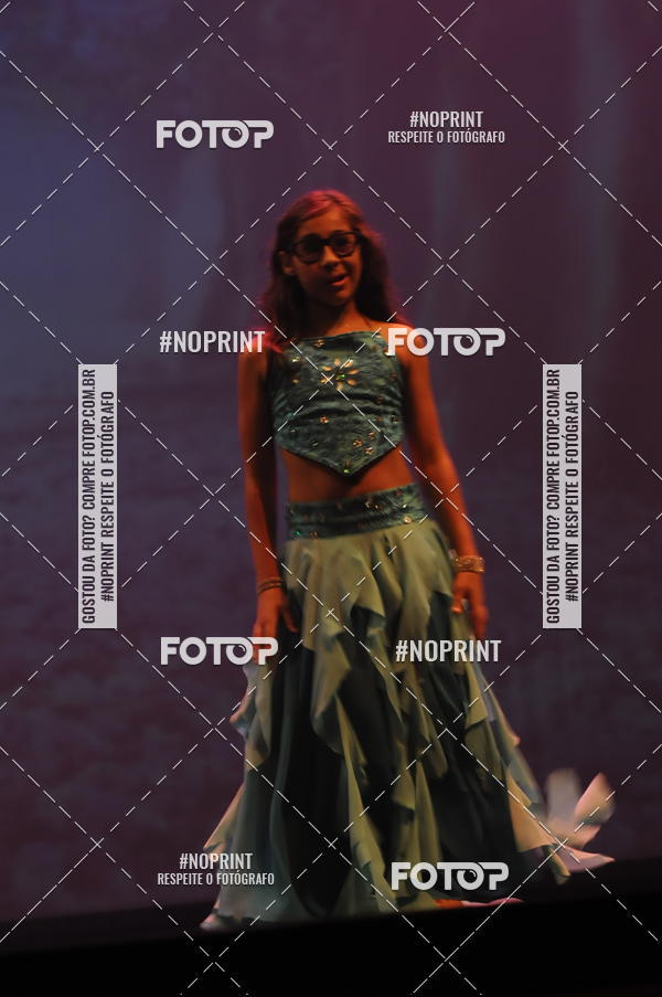 Buy your photos of the eventJardim Secreto - Espetaculo de Dana on Fotop