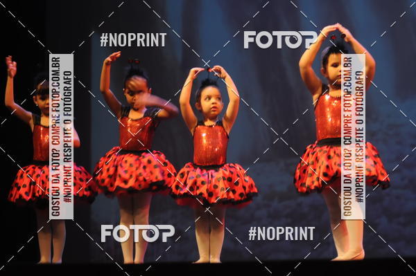 Buy your photos of the eventJardim Secreto - Espetaculo de Dana on Fotop