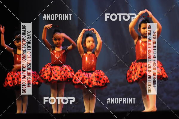 Buy your photos of the eventJardim Secreto - Espetaculo de Dana on Fotop