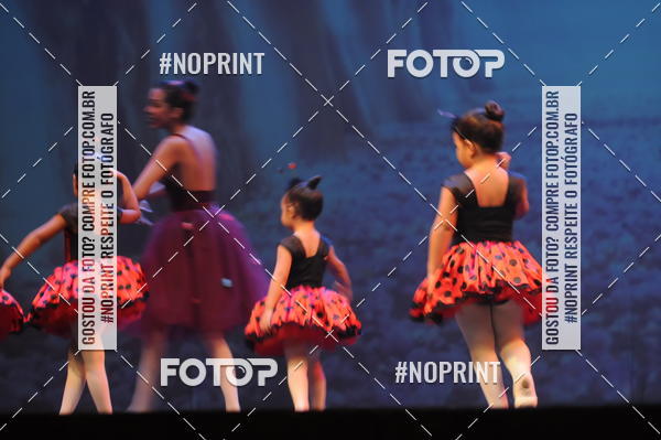 Buy your photos of the eventJardim Secreto - Espetaculo de Dana on Fotop