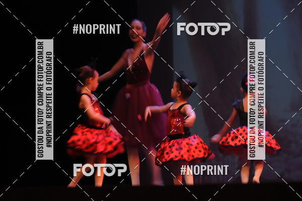 Buy your photos of the eventJardim Secreto - Espetaculo de Dana on Fotop