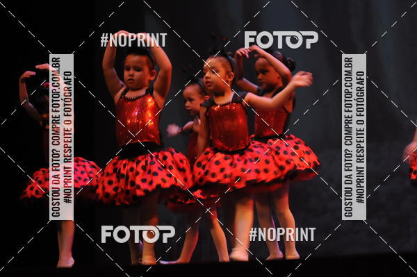 Buy your photos of the eventJardim Secreto - Espetaculo de Dana on Fotop