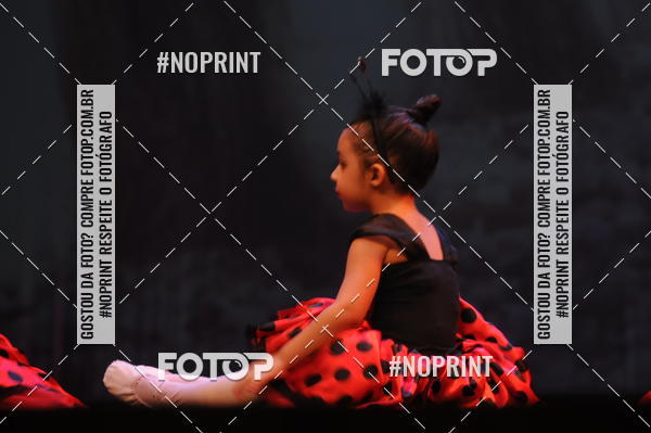 Buy your photos of the eventJardim Secreto - Espetaculo de Dana on Fotop