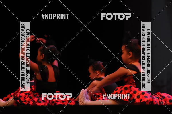 Buy your photos of the eventJardim Secreto - Espetaculo de Dana on Fotop