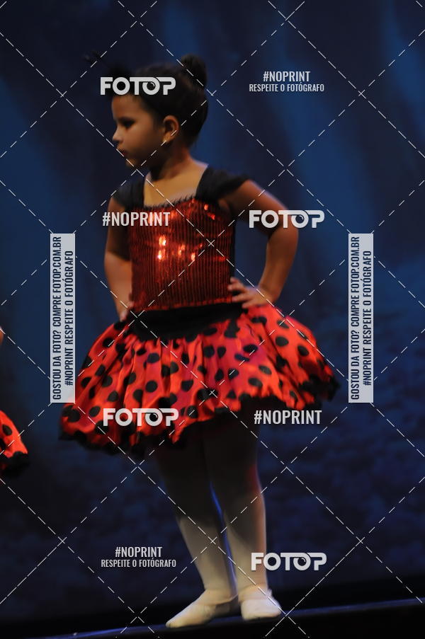 Buy your photos of the eventJardim Secreto - Espetaculo de Dana on Fotop