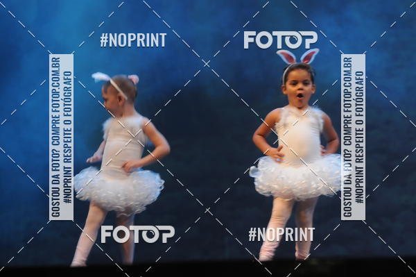 Buy your photos of the eventJardim Secreto - Espetaculo de Dana on Fotop