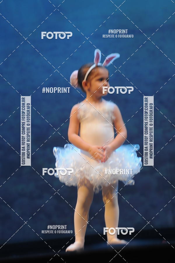 Buy your photos of the eventJardim Secreto - Espetaculo de Dana on Fotop