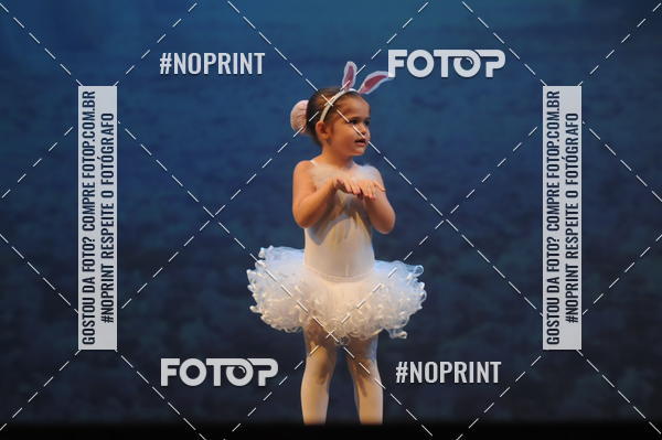 Buy your photos of the eventJardim Secreto - Espetaculo de Dana on Fotop