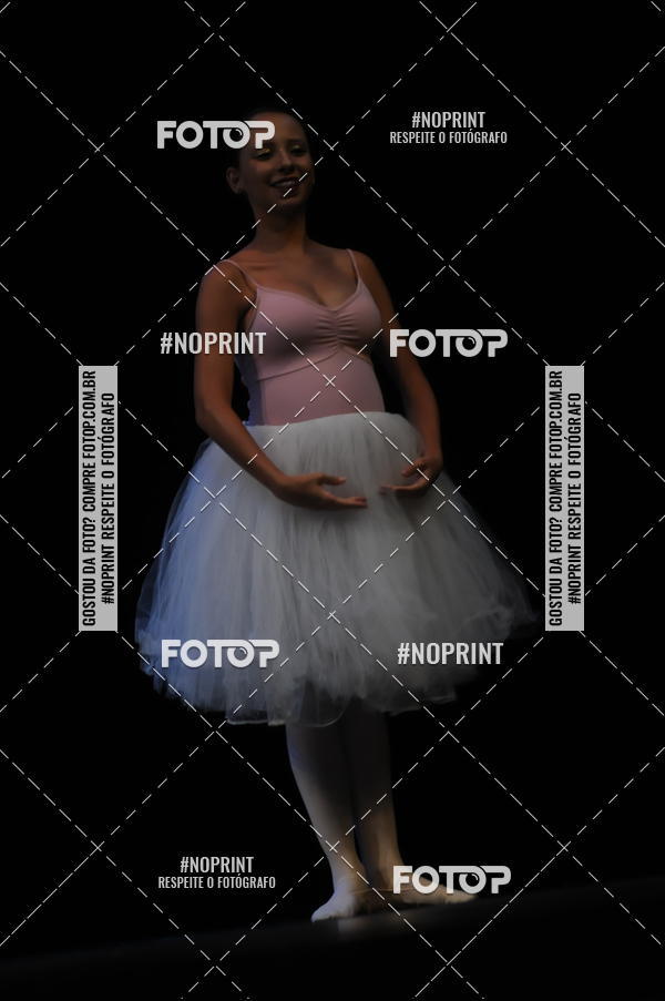 Buy your photos of the eventJardim Secreto - Espetaculo de Dana on Fotop