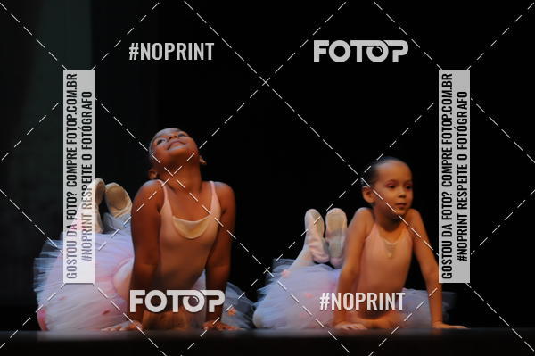 Buy your photos of the eventJardim Secreto - Espetaculo de Dana on Fotop