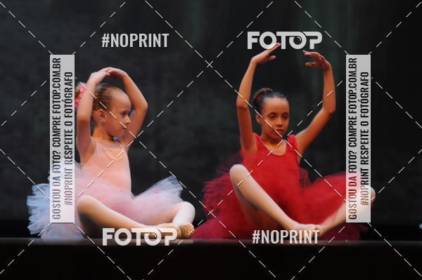 Buy your photos of the eventJardim Secreto - Espetaculo de Dana on Fotop