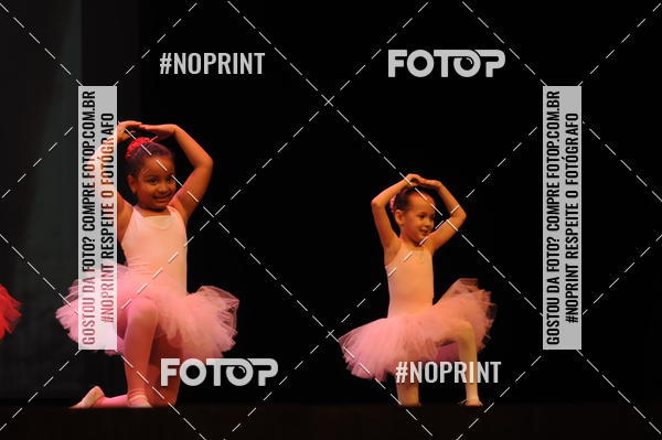 Buy your photos of the eventJardim Secreto - Espetaculo de Dana on Fotop