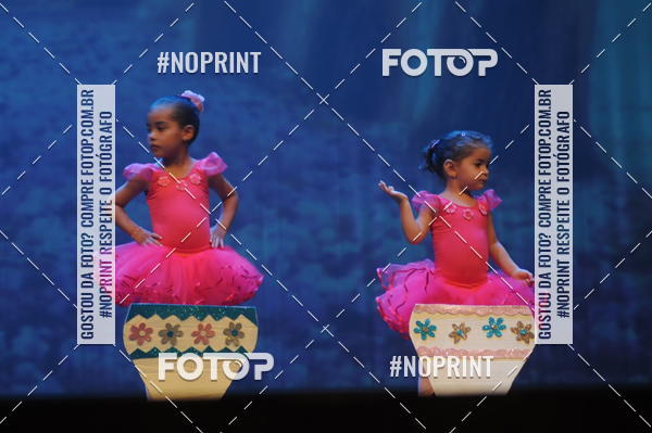 Buy your photos of the eventJardim Secreto - Espetaculo de Dana on Fotop