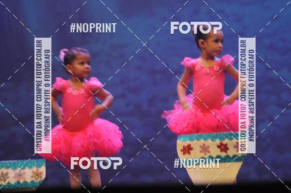 Buy your photos of the eventJardim Secreto - Espetaculo de Dana on Fotop