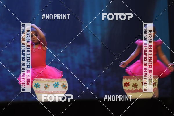 Buy your photos of the eventJardim Secreto - Espetaculo de Dana on Fotop