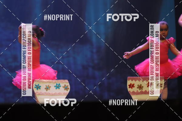 Buy your photos of the eventJardim Secreto - Espetaculo de Dana on Fotop