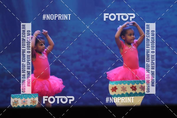 Buy your photos of the eventJardim Secreto - Espetaculo de Dana on Fotop