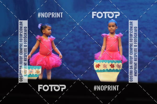 Buy your photos of the eventJardim Secreto - Espetaculo de Dana on Fotop