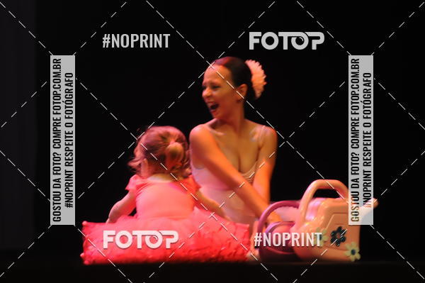 Buy your photos of the eventJardim Secreto - Espetaculo de Dana on Fotop