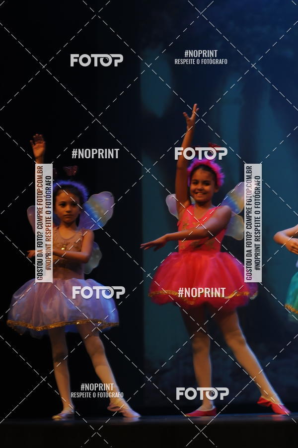 Buy your photos of the eventJardim Secreto - Espetaculo de Dana on Fotop