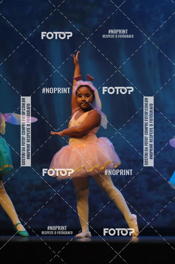 Buy your photos of the eventJardim Secreto - Espetaculo de Dana on Fotop