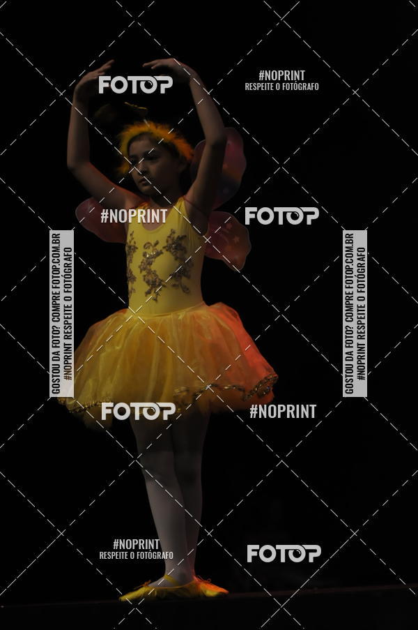 Buy your photos of the eventJardim Secreto - Espetaculo de Dana on Fotop